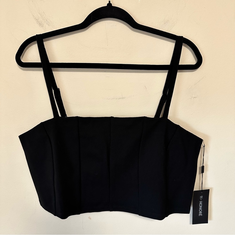 11 Honore Black Crop Top NWT Sz 2